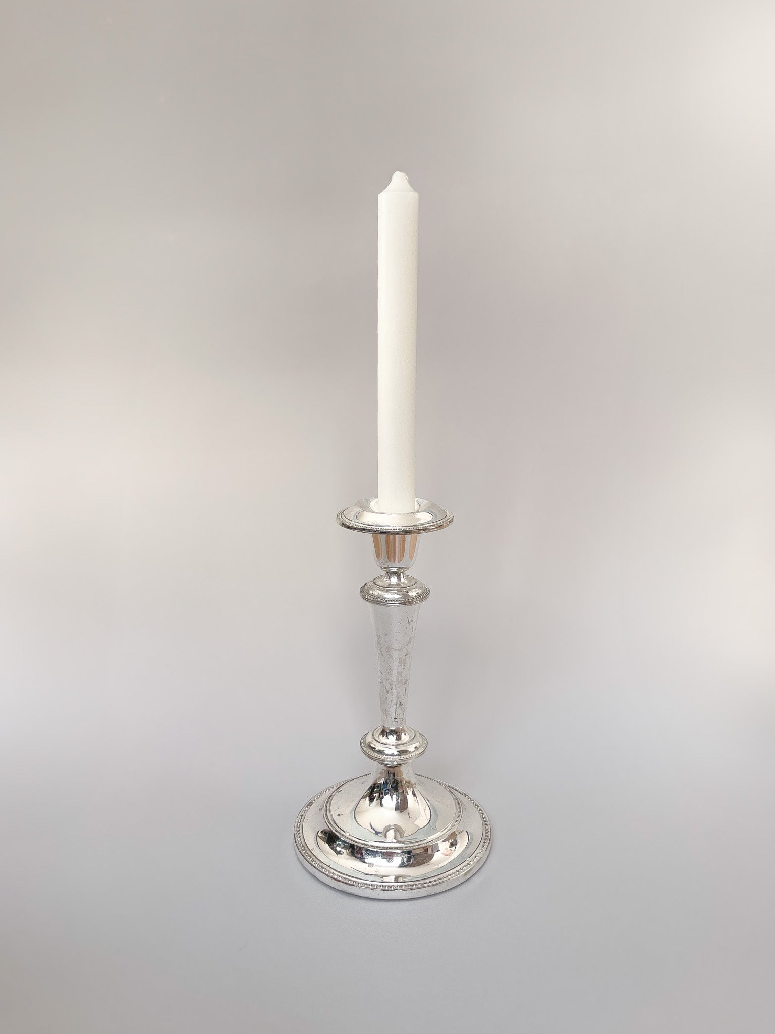 Posrebrzany świecznik wysoki no.5