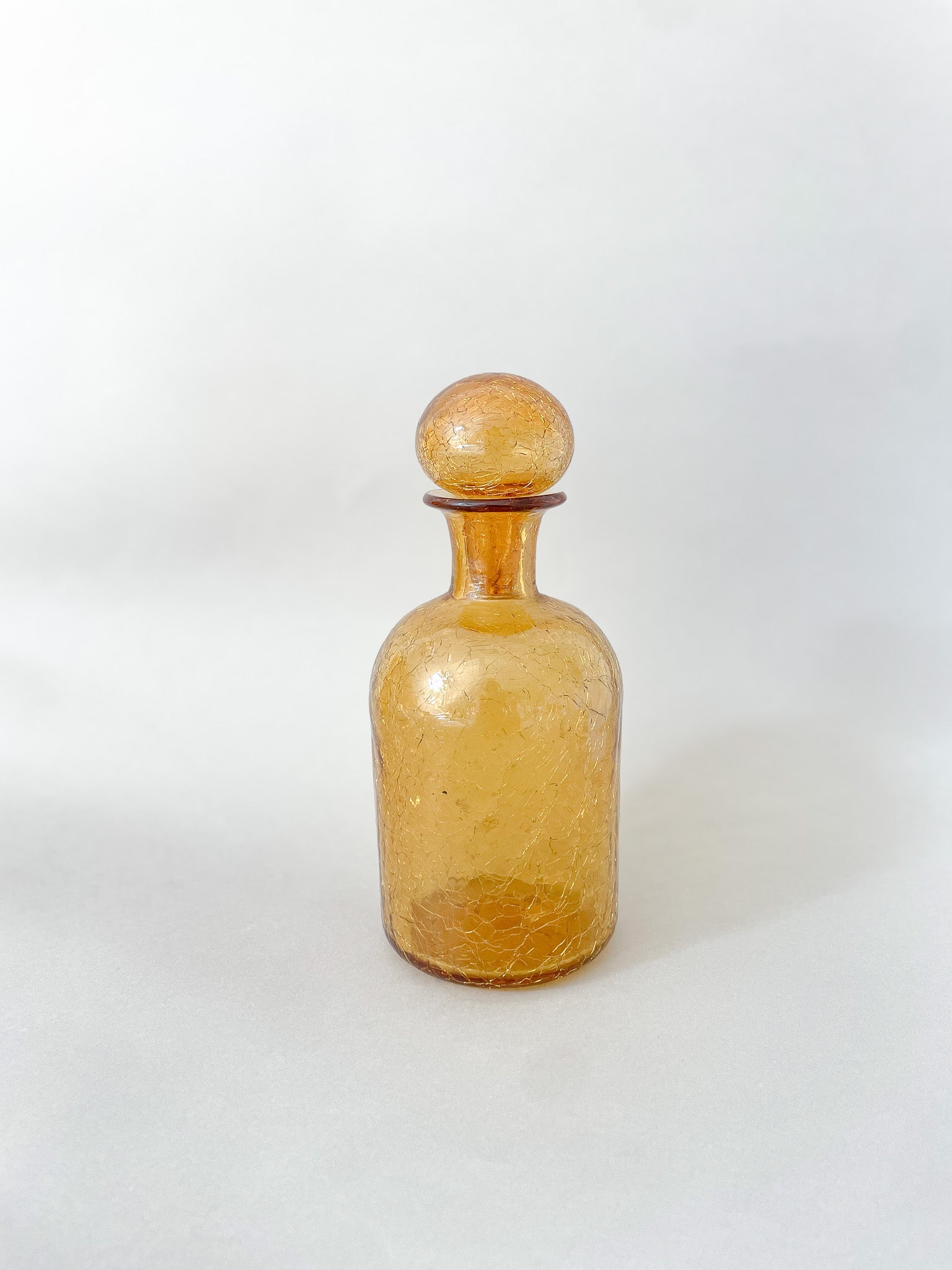 Karafka z pękanego szkła no.3