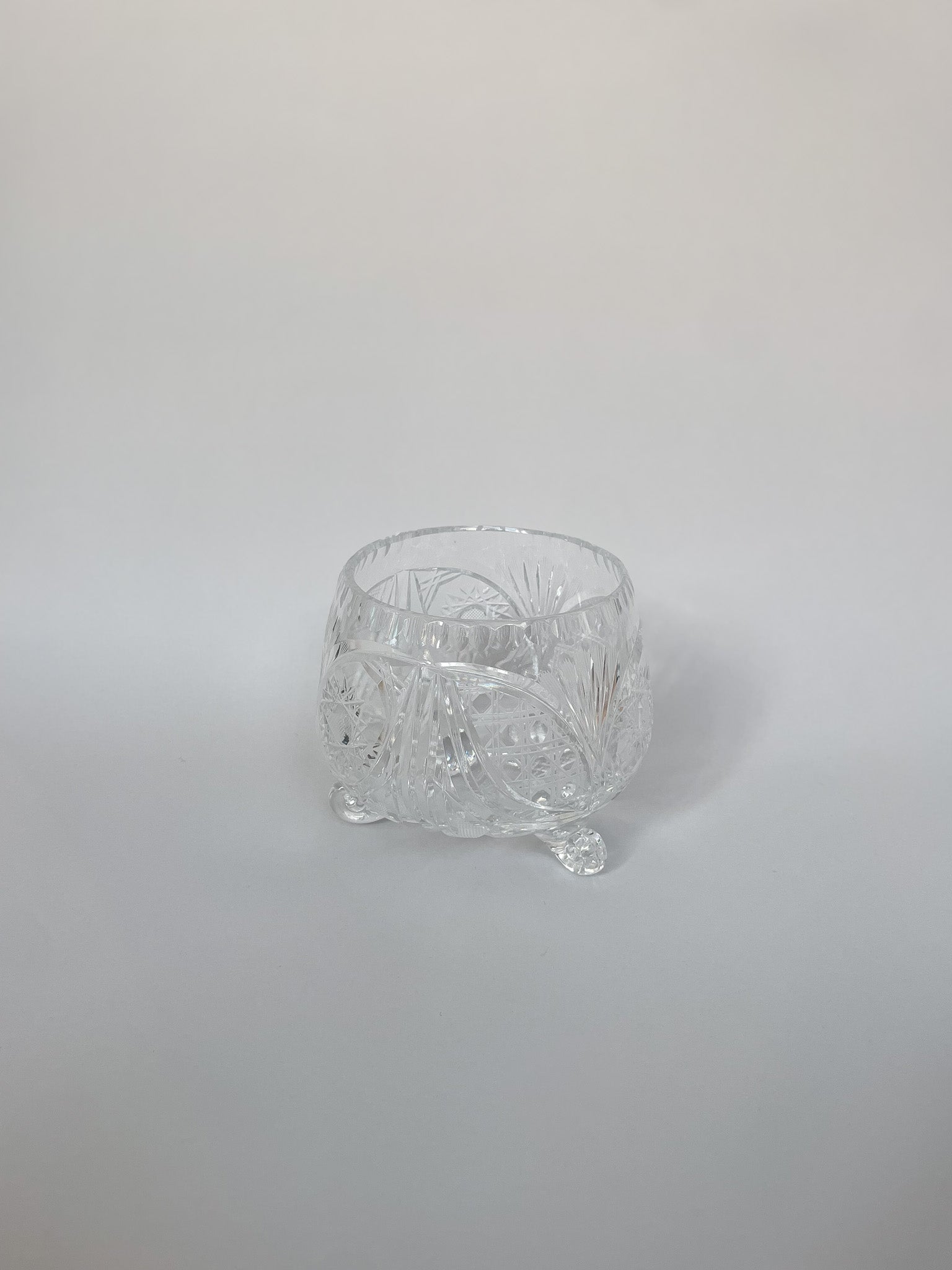 Kryształowa misa na nóżkach no.18