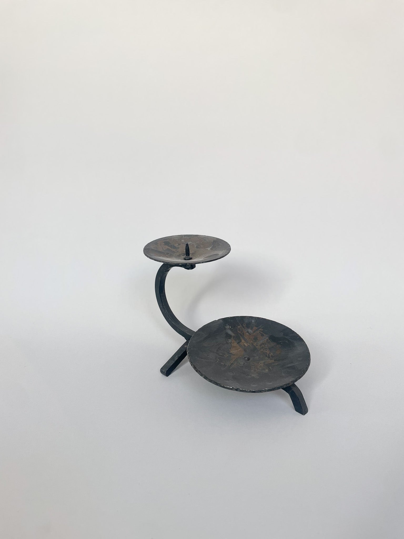 Metalowy świecznik no.3